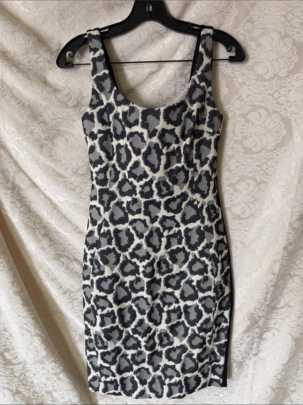NWT Diane Vin Furstenberg Arianna Dress in Black/Ivory/Fog